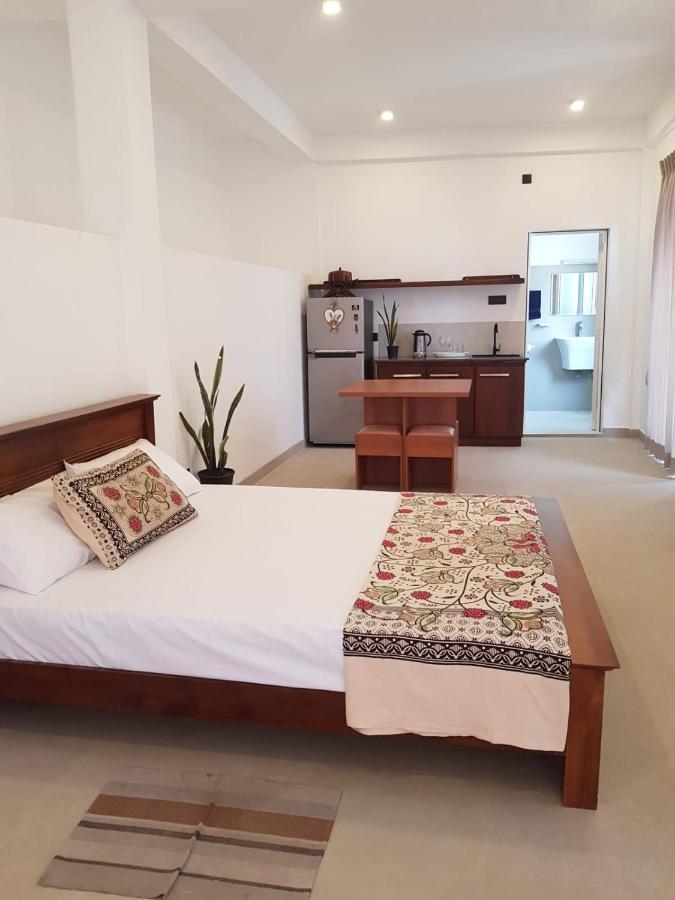 Pearl'S Homestay Матале Экстерьер фото