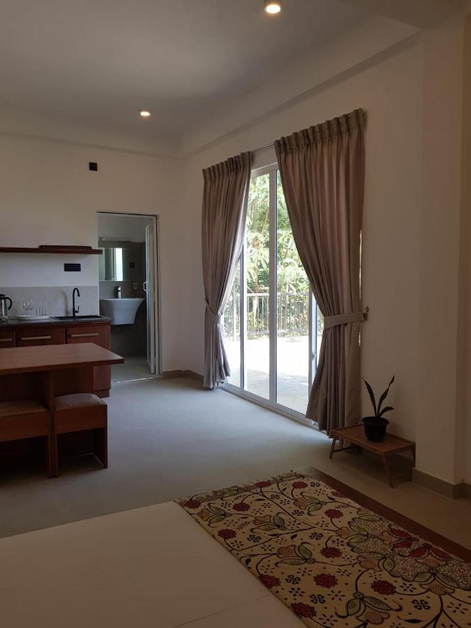 Pearl'S Homestay Матале Экстерьер фото