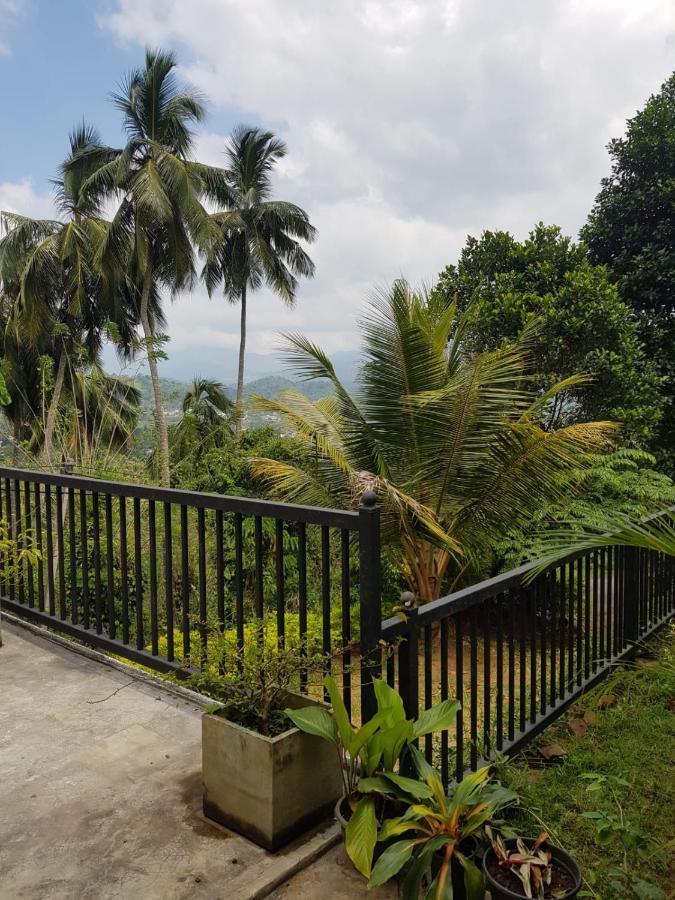 Pearl'S Homestay Матале Экстерьер фото
