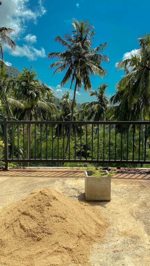 Pearl'S Homestay Матале Экстерьер фото